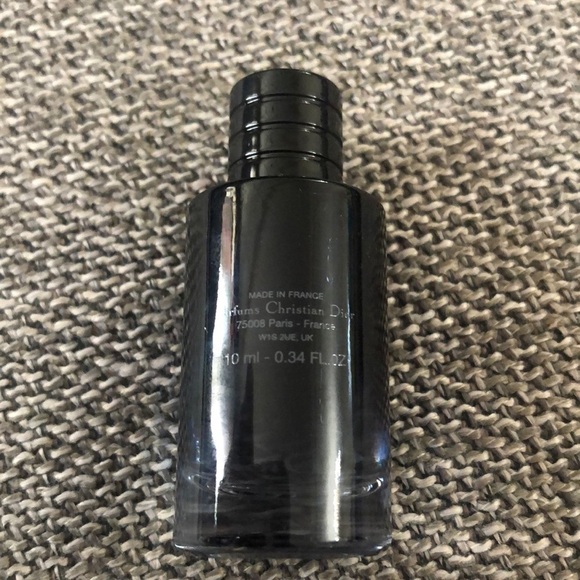 DIOR Men’s SAUVAGE Eau De Parfum 10 ml 0.34 FL OZ MINIATURE VIP GIFT - Picture 5 of 11